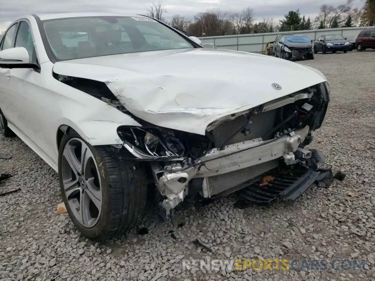 9 Photograph of a damaged car WDDZF4KB1KA562522 MERCEDES-BENZ E-CLASS 2019