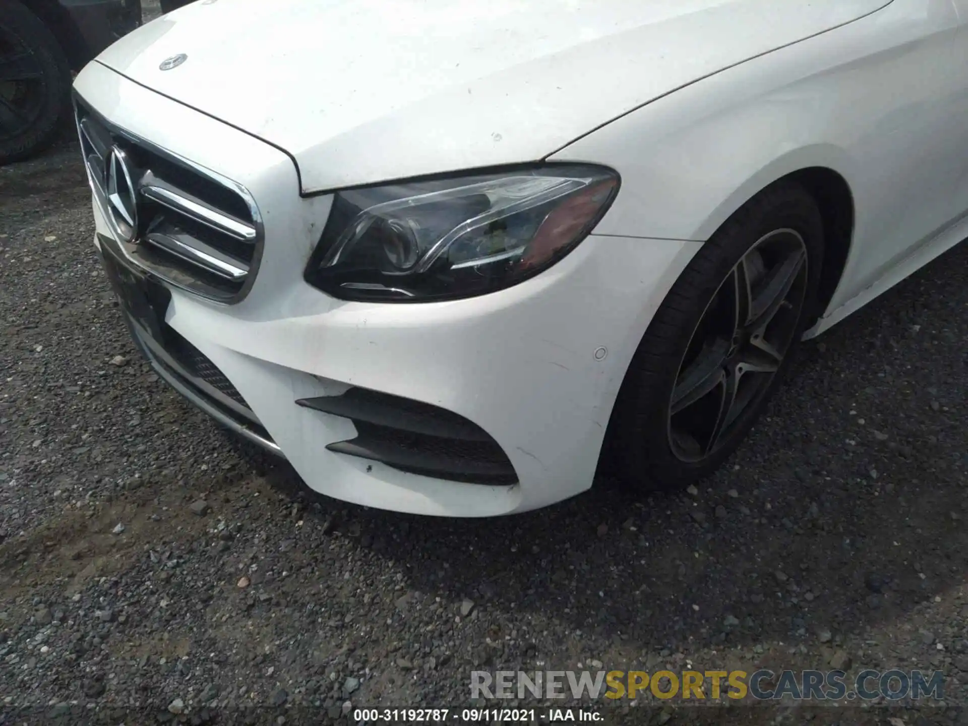 6 Photograph of a damaged car WDDZF4KB1KA570068 MERCEDES-BENZ E-CLASS 2019