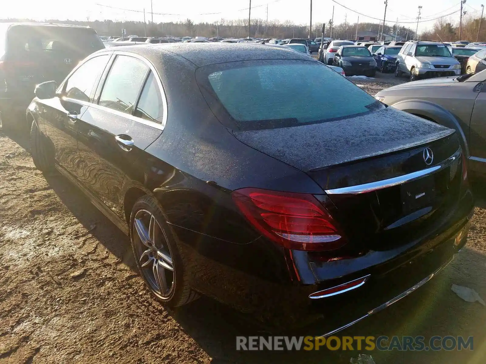 3 Photograph of a damaged car WDDZF4KB1KA625828 MERCEDES-BENZ E CLASS 2019