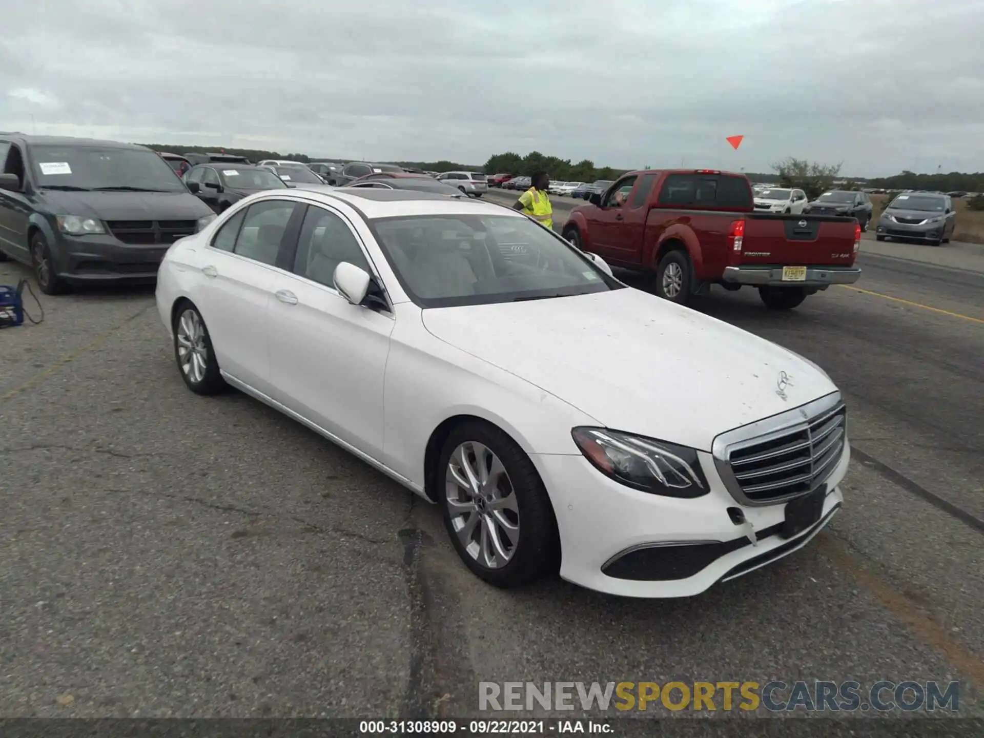 1 Photograph of a damaged car WDDZF4KB1KA643522 MERCEDES-BENZ E-CLASS 2019