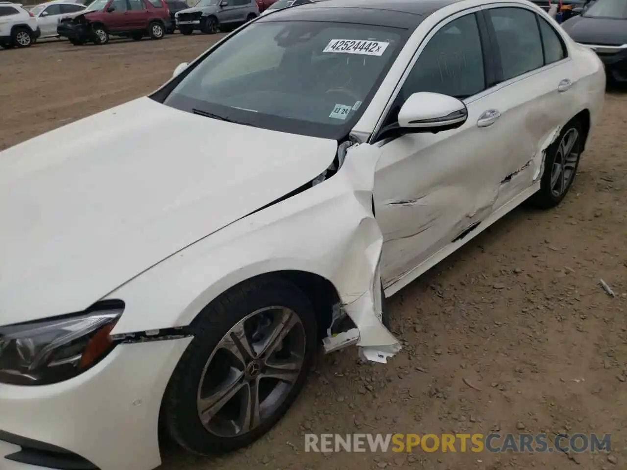 9 Photograph of a damaged car WDDZF4KB1KA672955 MERCEDES-BENZ E-CLASS 2019