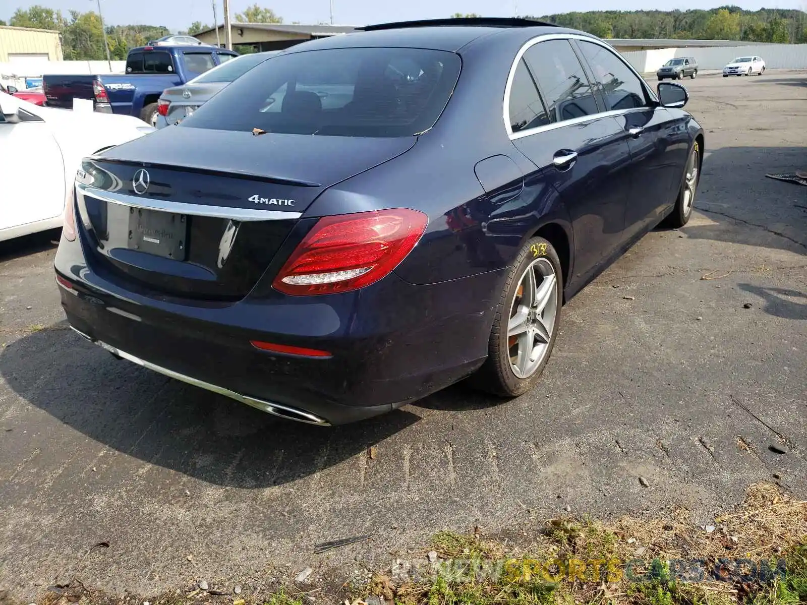 4 Photograph of a damaged car WDDZF4KB2KA555675 MERCEDES-BENZ E-CLASS 2019