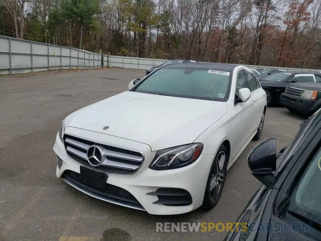 2 Photograph of a damaged car WDDZF4KB2KA579927 MERCEDES-BENZ E-CLASS 2019