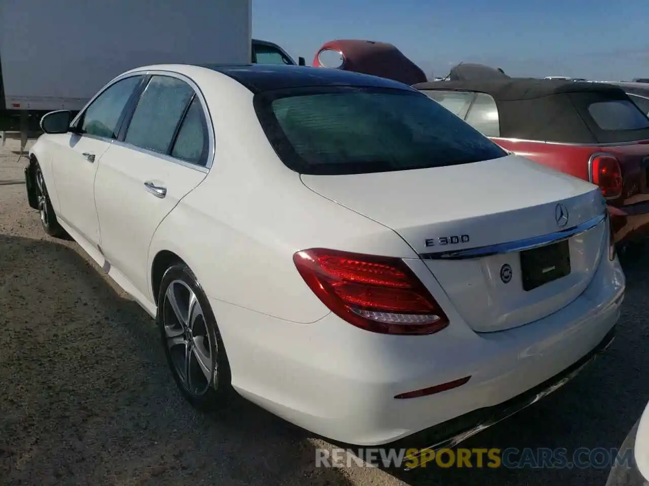 3 Photograph of a damaged car WDDZF4KB2KA610447 MERCEDES-BENZ E-CLASS 2019