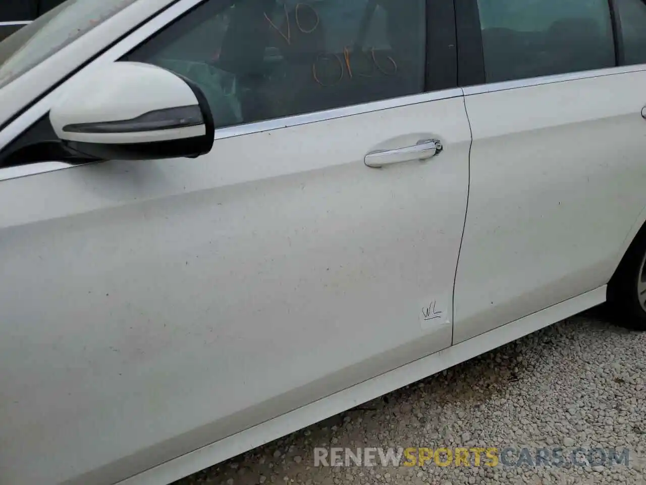 9 Photograph of a damaged car WDDZF4KB2KA610447 MERCEDES-BENZ E-CLASS 2019