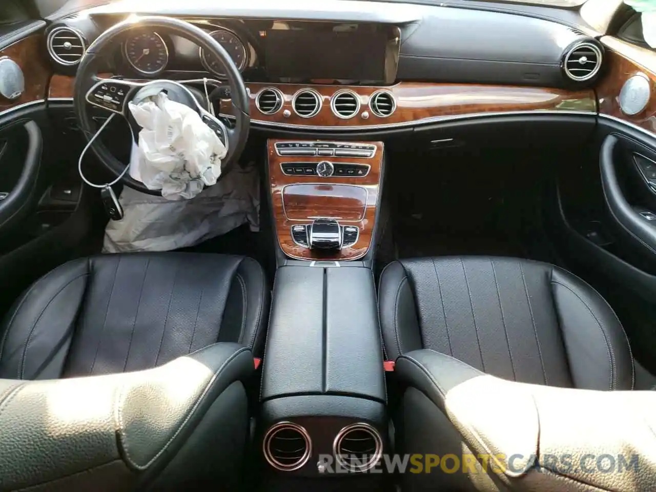 8 Фотография поврежденного автомобиля WDDZF4KB2KA611761 MERCEDES-BENZ E-CLASS 2019