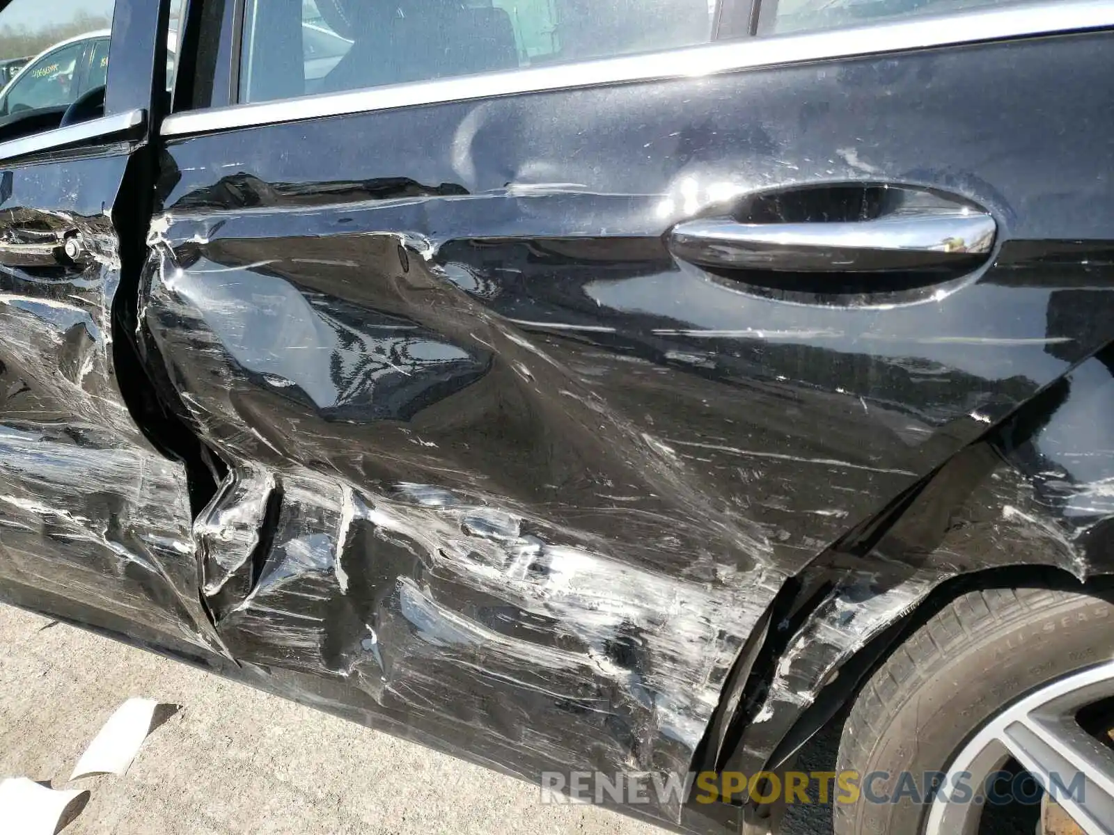 10 Photograph of a damaged car WDDZF4KB2KA636420 MERCEDES-BENZ E CLASS 2019