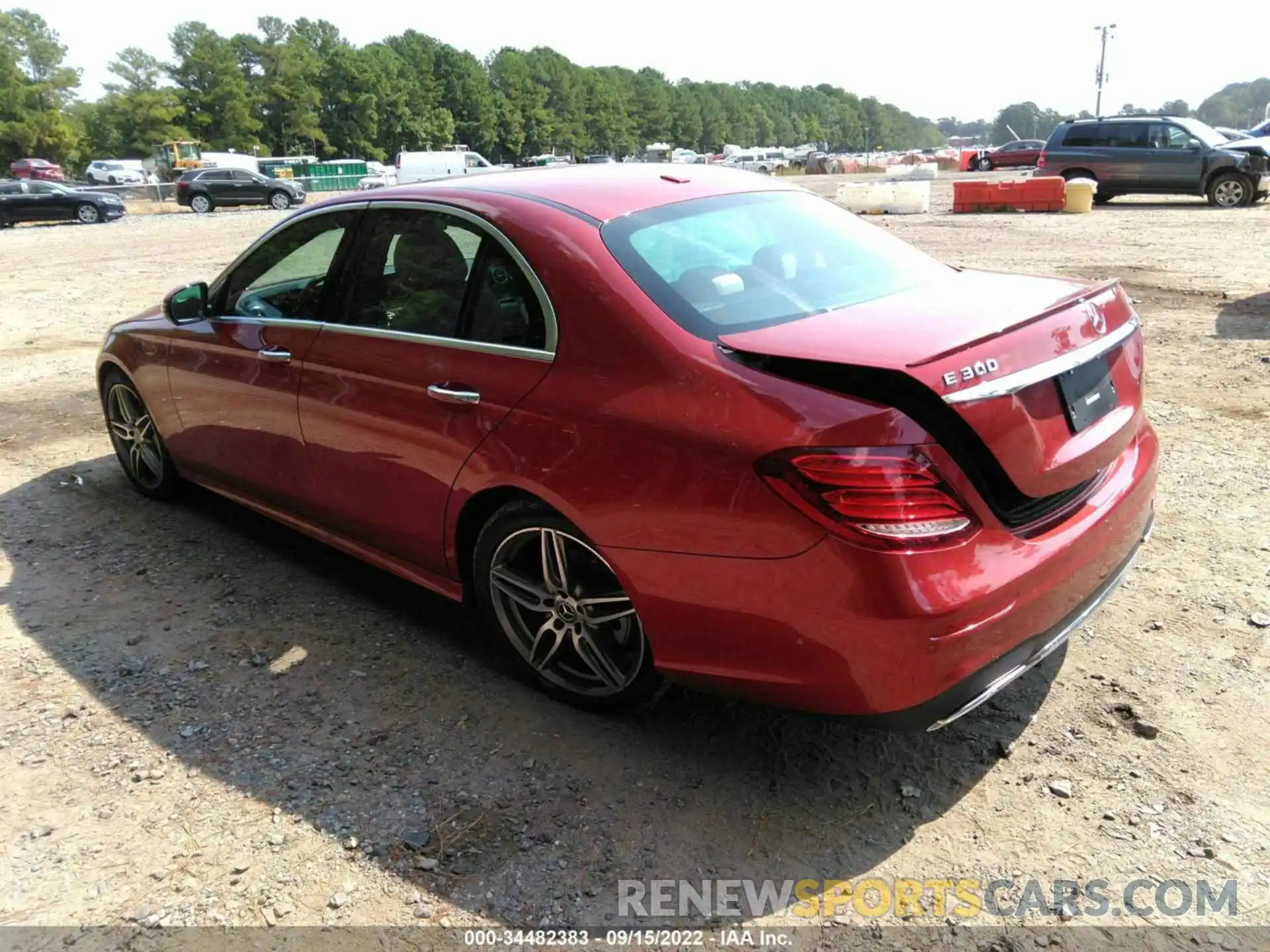 3 Photograph of a damaged car WDDZF4KB2KA682698 MERCEDES-BENZ E-CLASS 2019