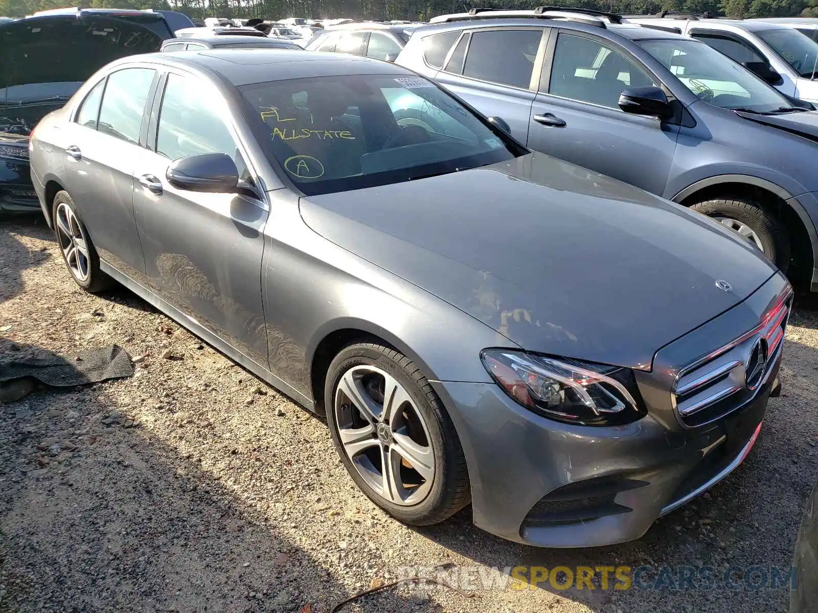 1 Photograph of a damaged car WDDZF4KB3KA517162 MERCEDES-BENZ E-CLASS 2019