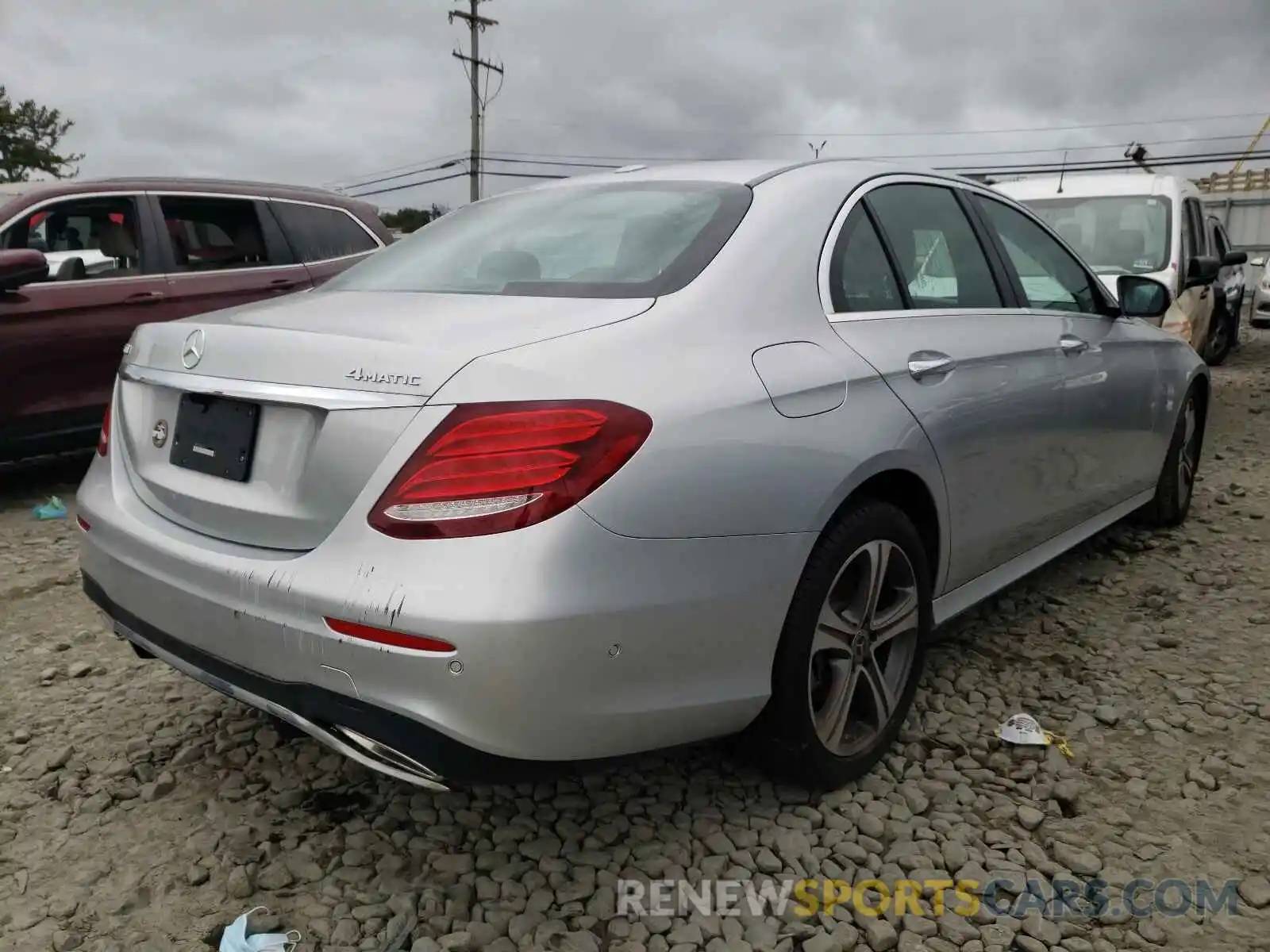 4 Photograph of a damaged car WDDZF4KB3KA522667 MERCEDES-BENZ E-CLASS 2019