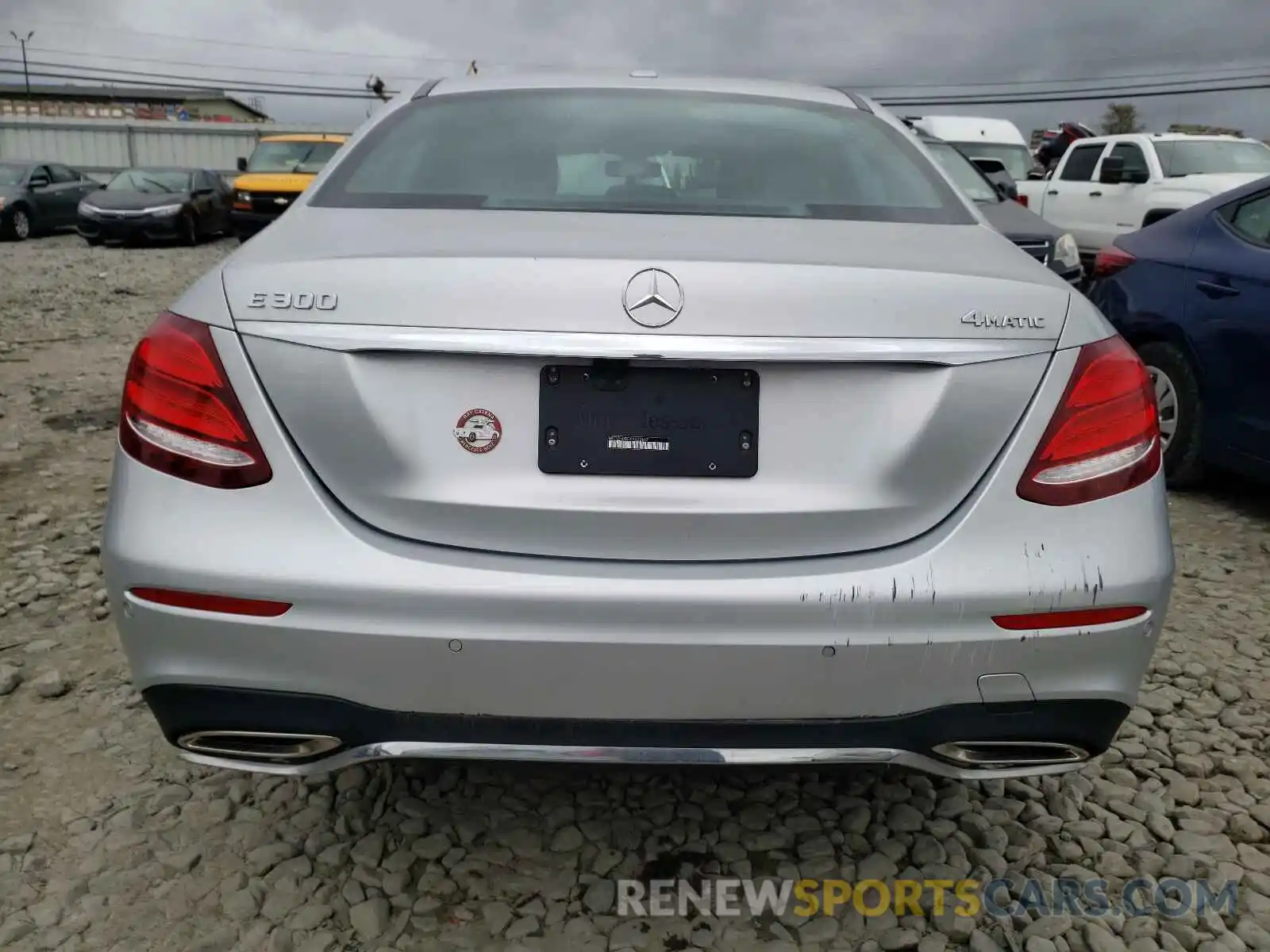 9 Photograph of a damaged car WDDZF4KB3KA522667 MERCEDES-BENZ E-CLASS 2019