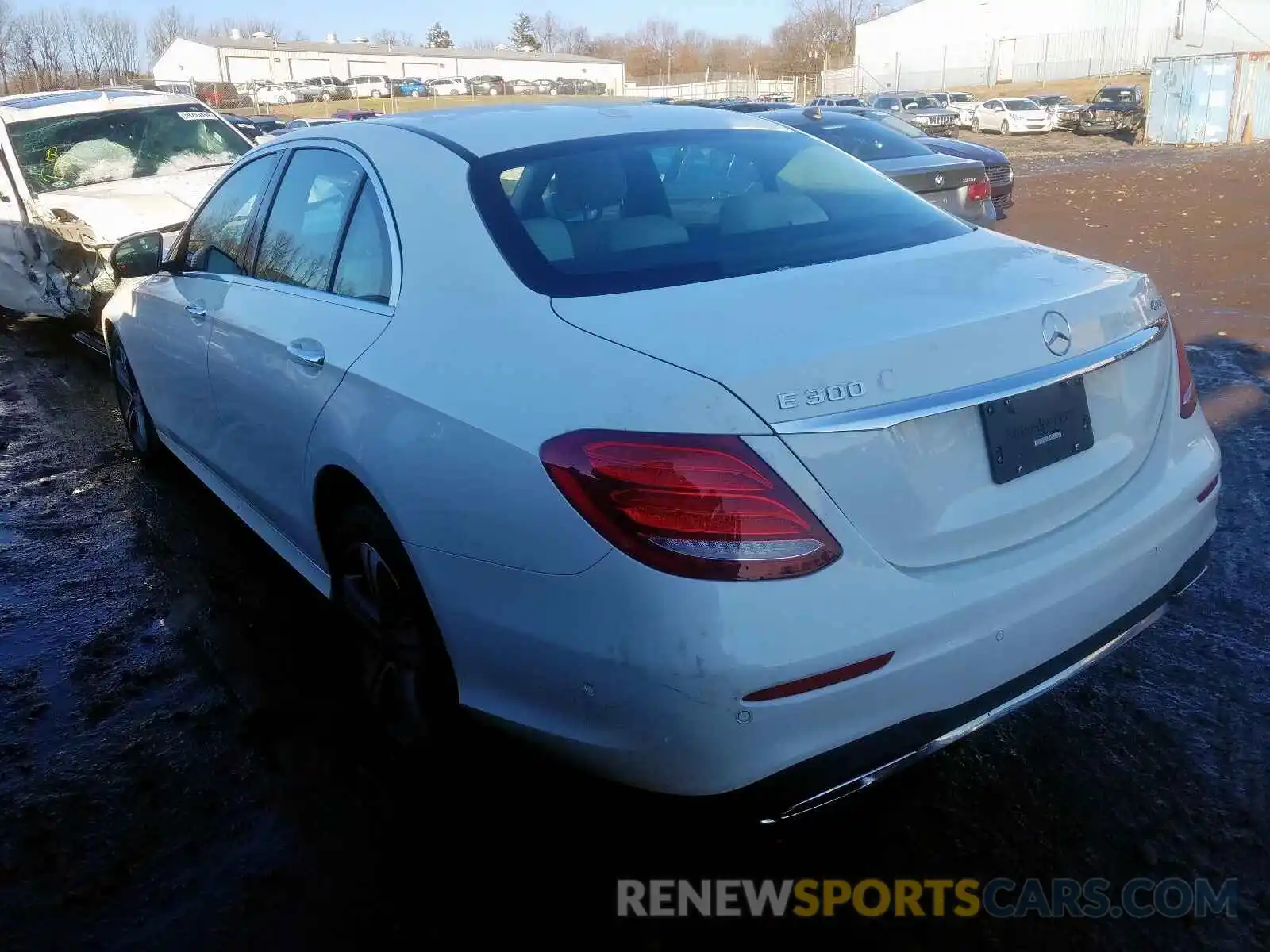 3 Photograph of a damaged car WDDZF4KB3KA538044 MERCEDES-BENZ E CLASS 2019