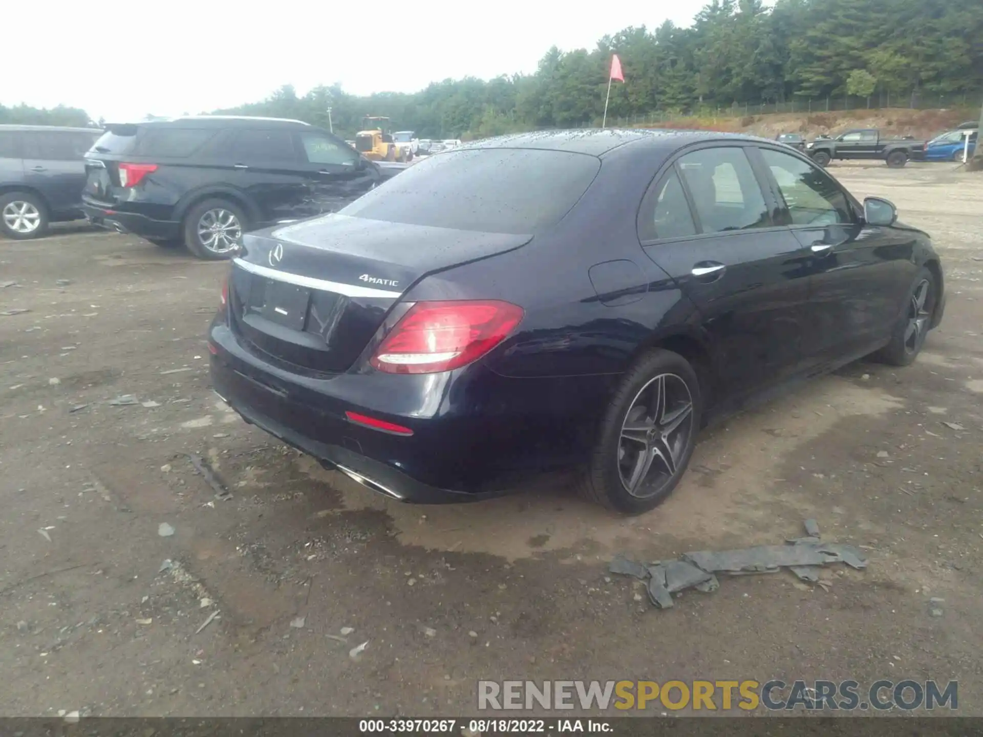 4 Photograph of a damaged car WDDZF4KB3KA546757 MERCEDES-BENZ E-CLASS 2019