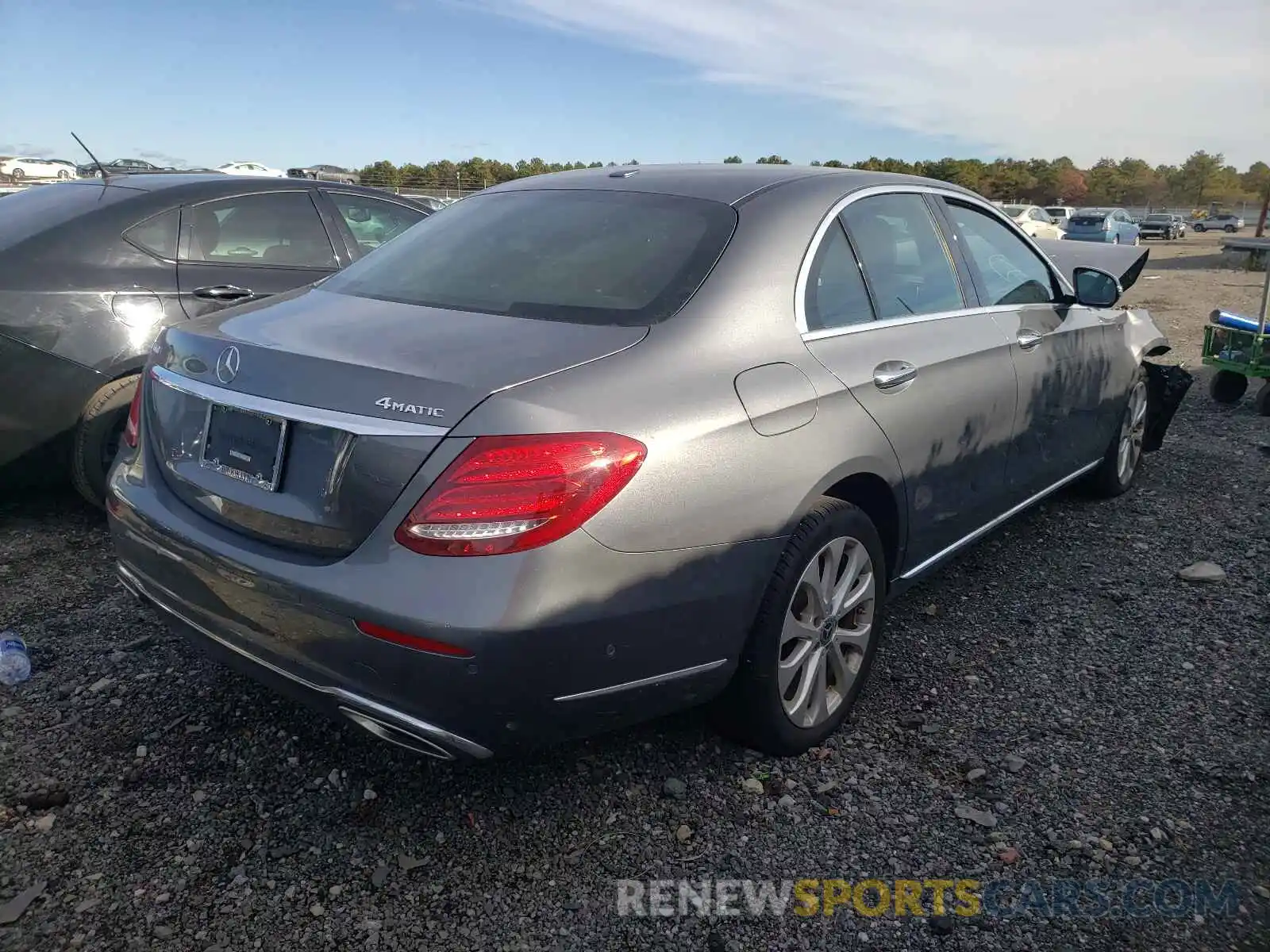 4 Photograph of a damaged car WDDZF4KB3KA574073 MERCEDES-BENZ E-CLASS 2019