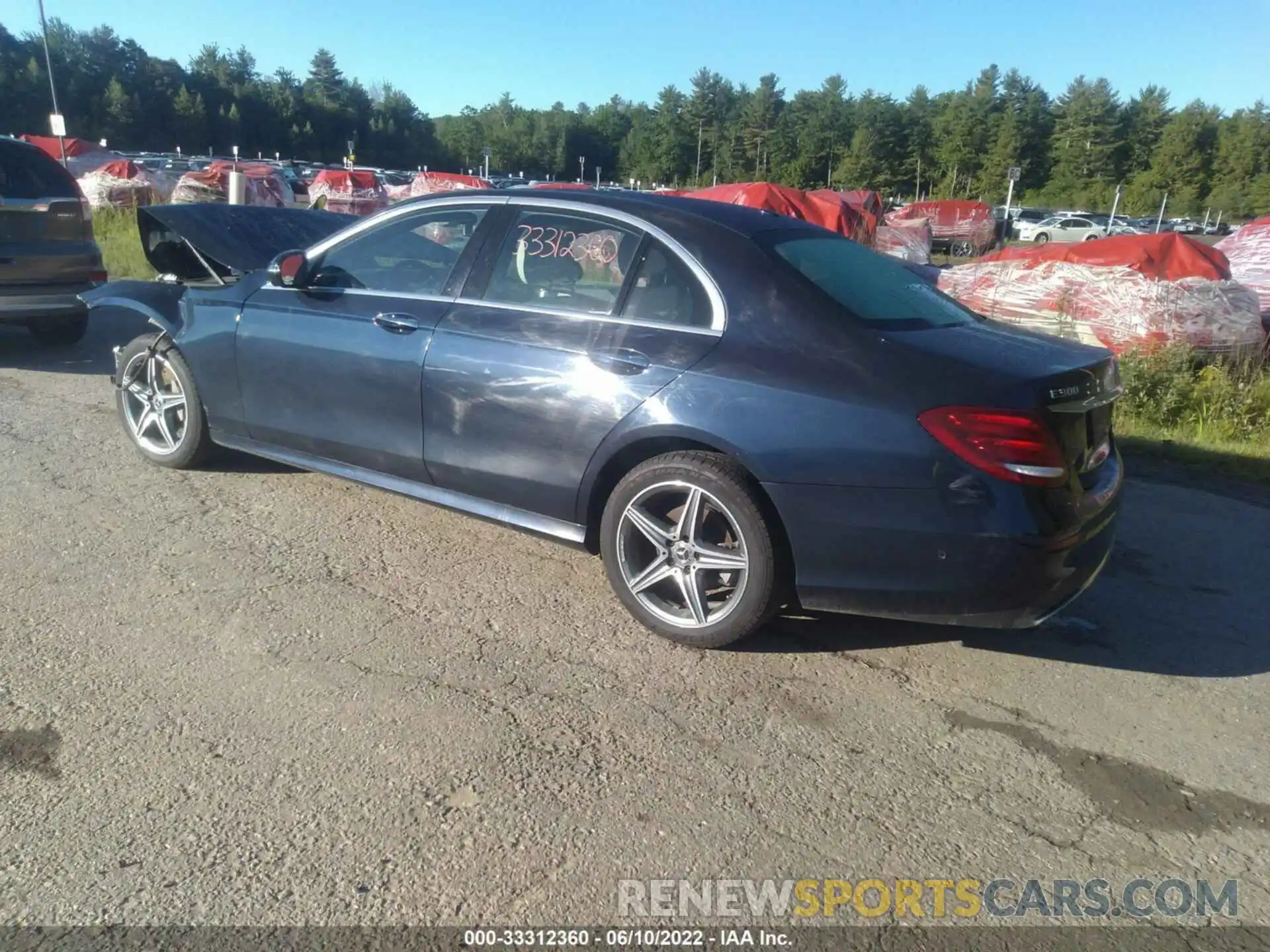 3 Photograph of a damaged car WDDZF4KB3KA586305 MERCEDES-BENZ E-CLASS 2019