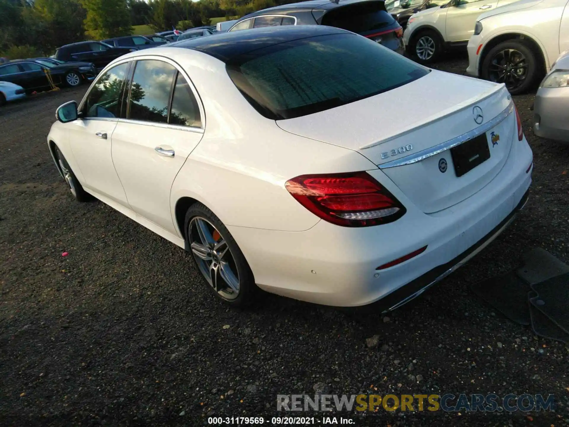 3 Photograph of a damaged car WDDZF4KB3KA591455 MERCEDES-BENZ E-CLASS 2019