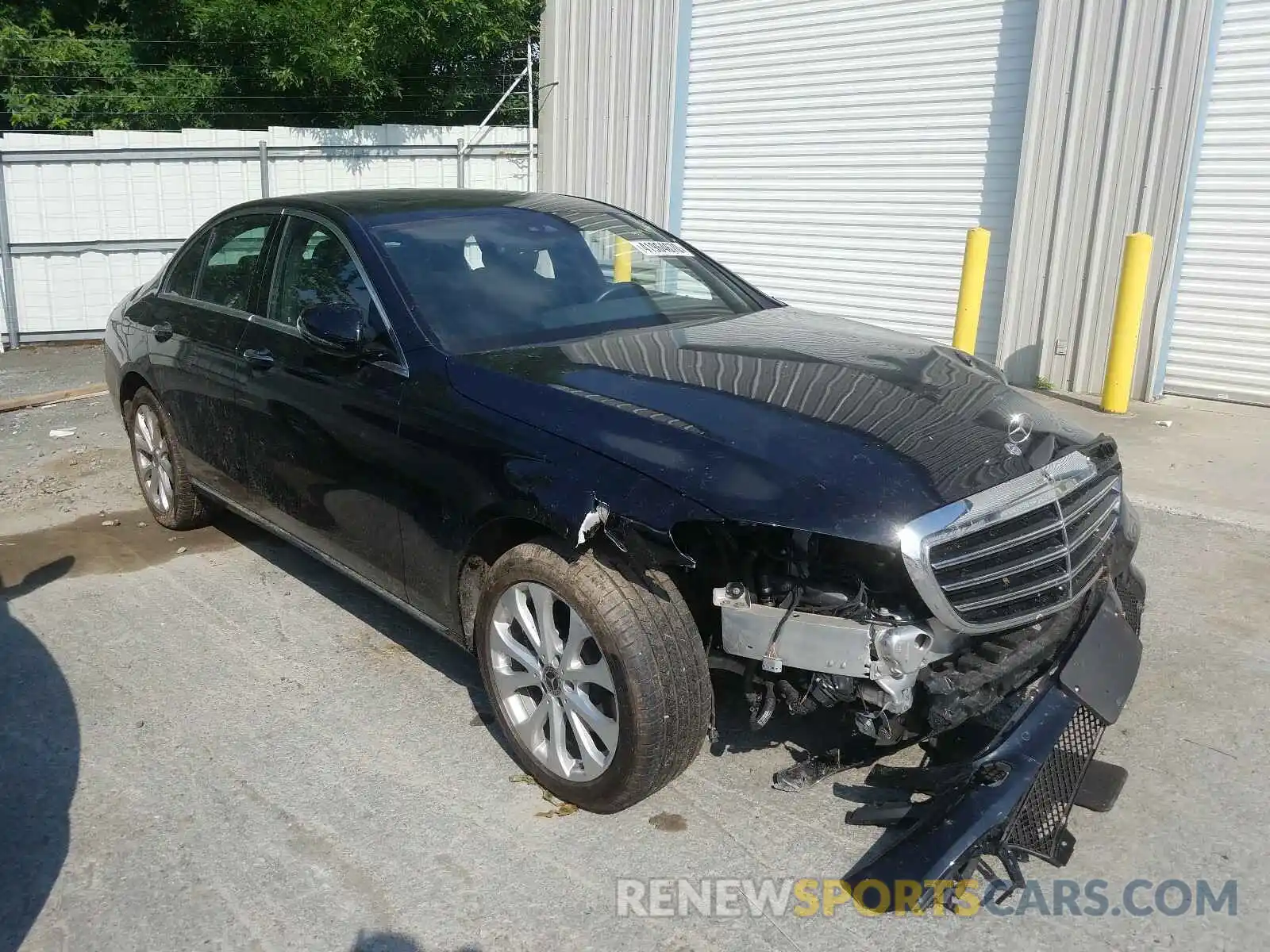 1 Photograph of a damaged car WDDZF4KB3KA605032 MERCEDES-BENZ E CLASS 2019