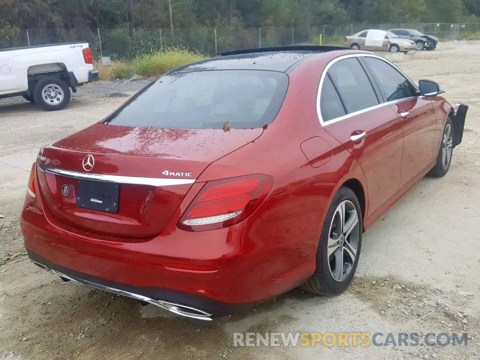 4 Photograph of a damaged car WDDZF4KB3KA610439 MERCEDES-BENZ E CLASS 2019