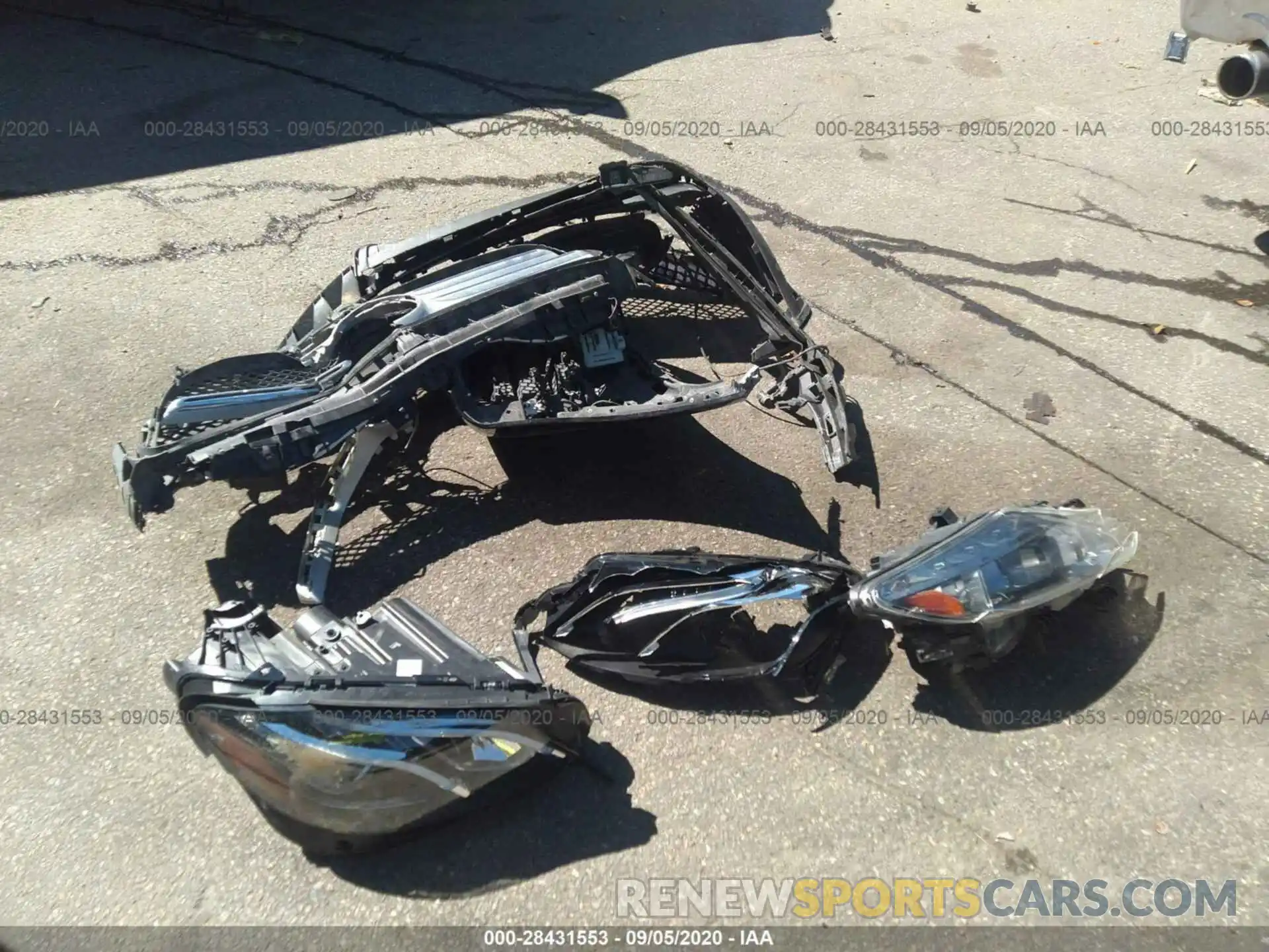 12 Photograph of a damaged car WDDZF4KB4KA521463 MERCEDES-BENZ E-CLASS 2019