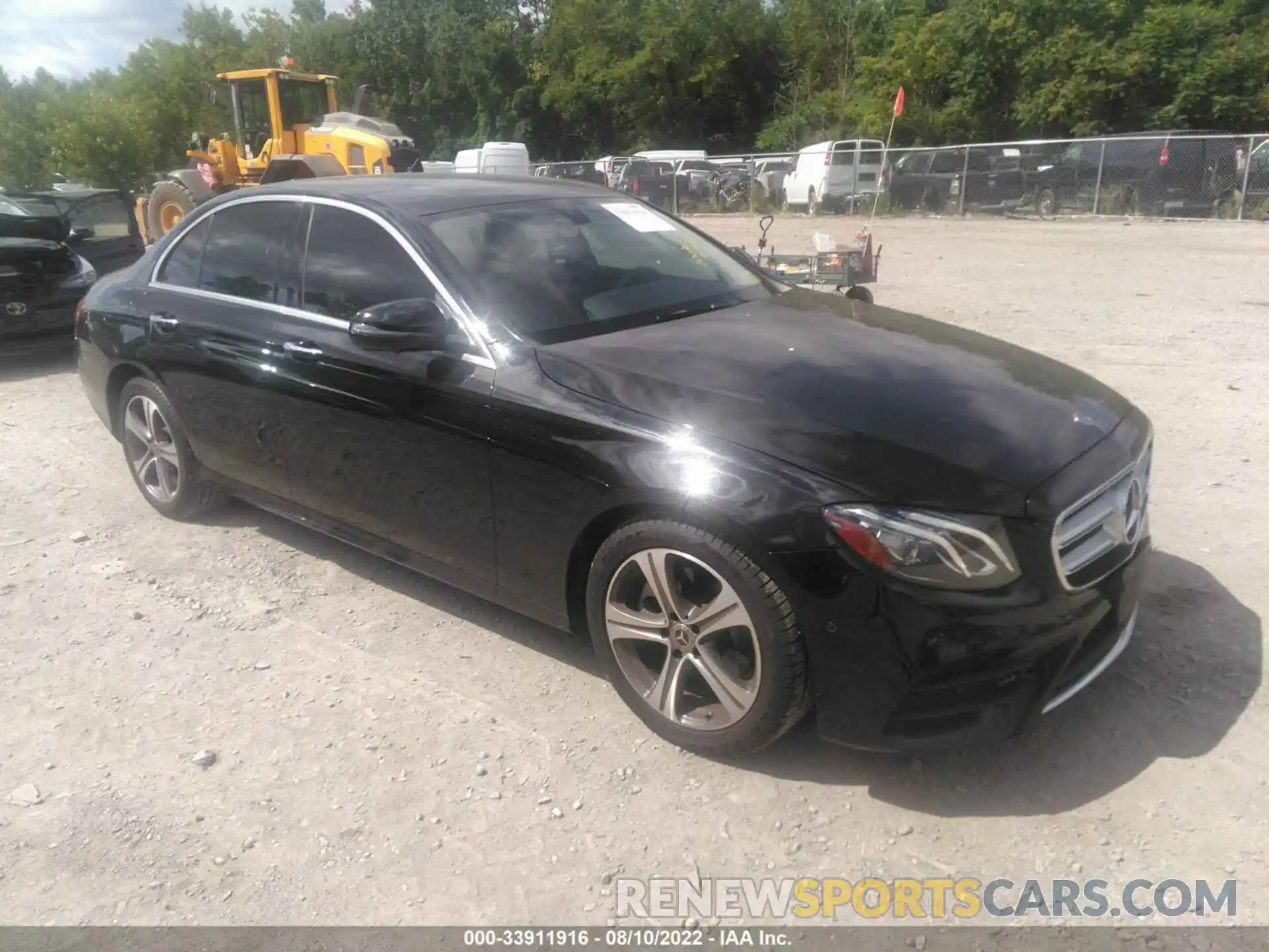 1 Photograph of a damaged car WDDZF4KB4KA530776 MERCEDES-BENZ E-CLASS 2019