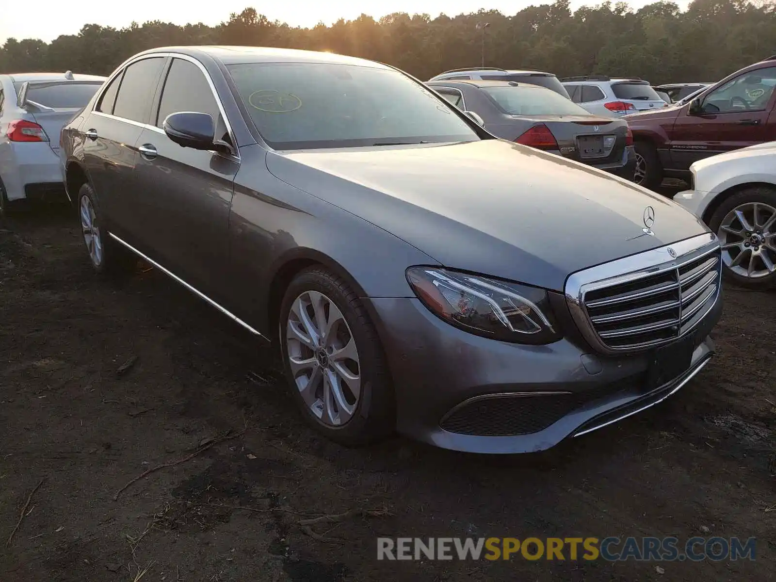 1 Photograph of a damaged car WDDZF4KB4KA553457 MERCEDES-BENZ E-CLASS 2019