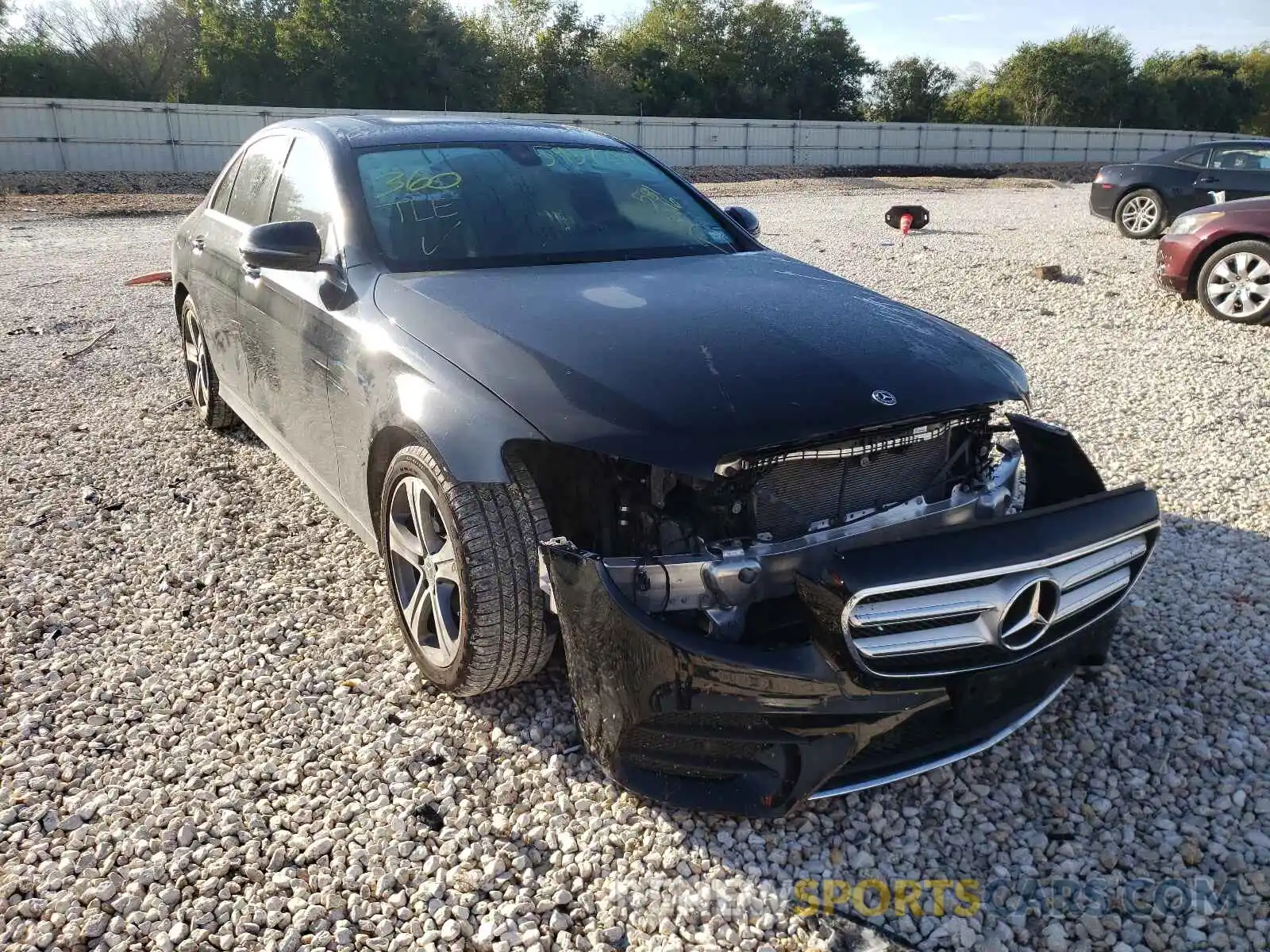 1 Photograph of a damaged car WDDZF4KB4KA581016 MERCEDES-BENZ E-CLASS 2019