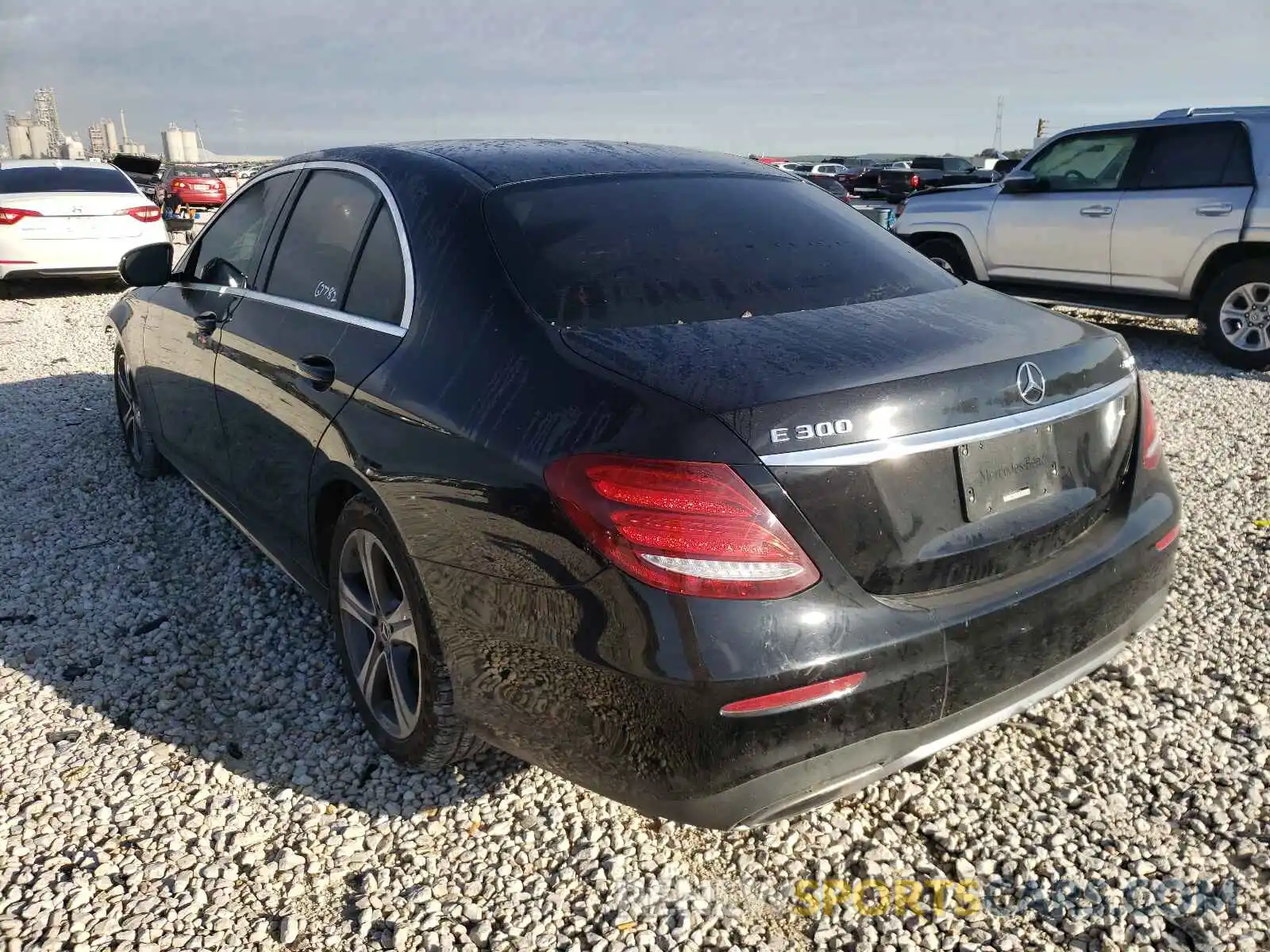 3 Photograph of a damaged car WDDZF4KB4KA581016 MERCEDES-BENZ E-CLASS 2019