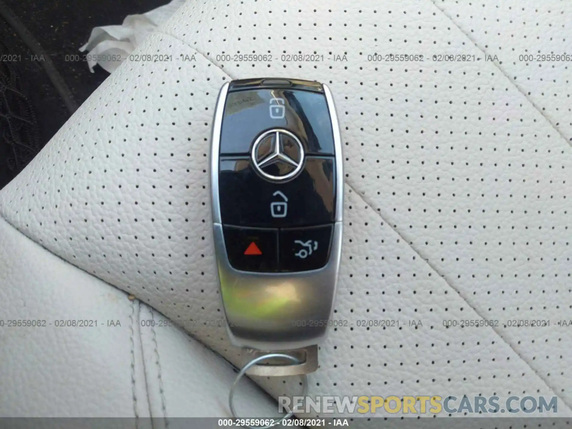 11 Photograph of a damaged car WDDZF4KB4KA582828 MERCEDES-BENZ E-CLASS 2019