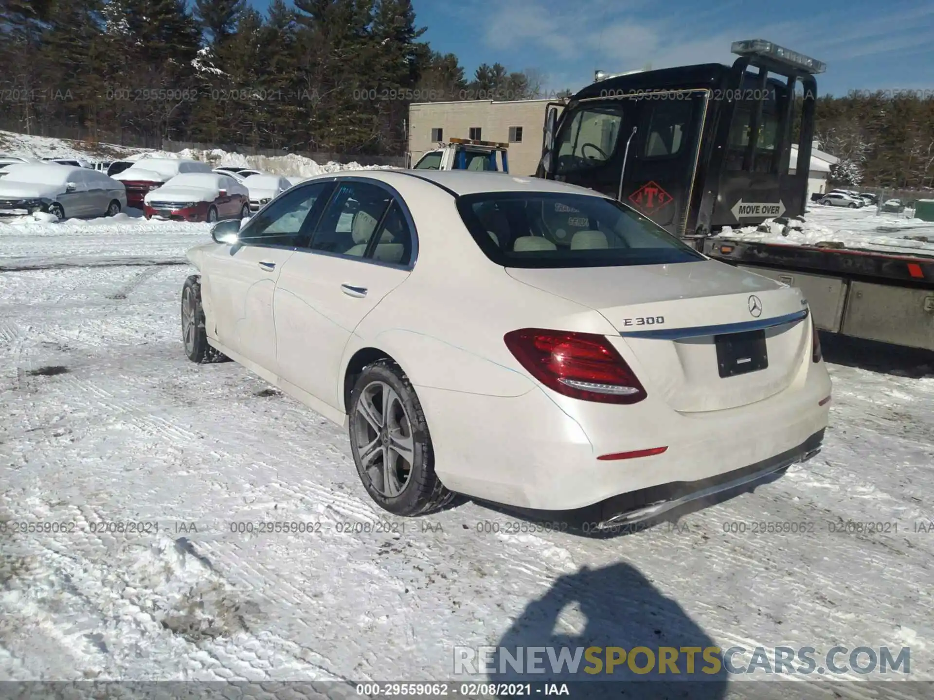 3 Photograph of a damaged car WDDZF4KB4KA582828 MERCEDES-BENZ E-CLASS 2019