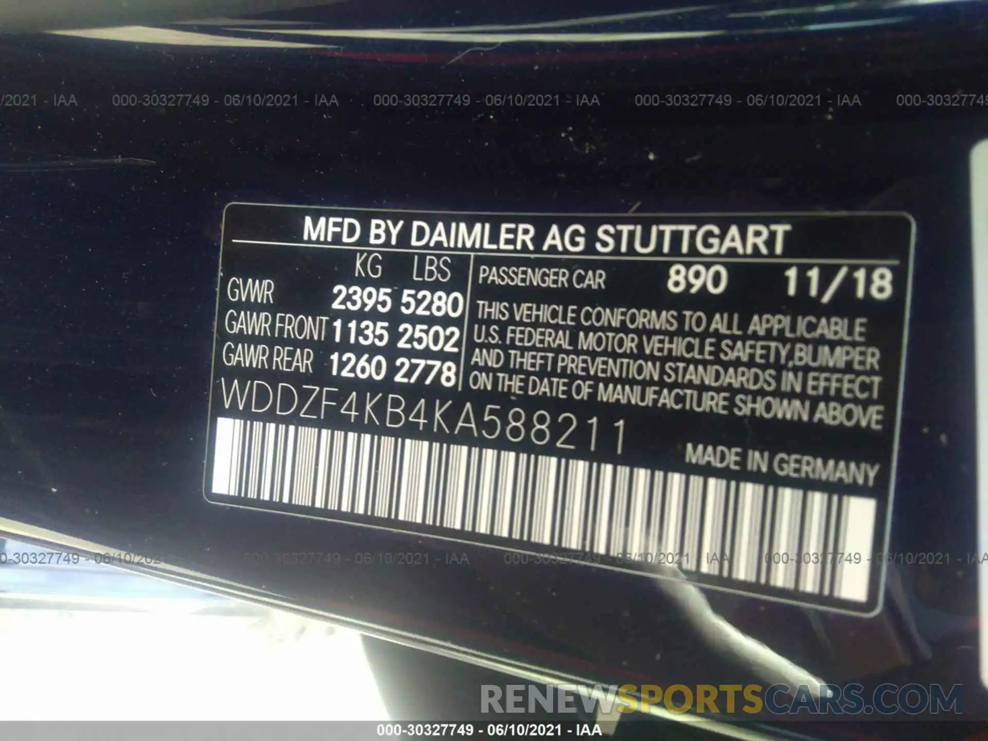 9 Photograph of a damaged car WDDZF4KB4KA588211 MERCEDES-BENZ E-CLASS 2019