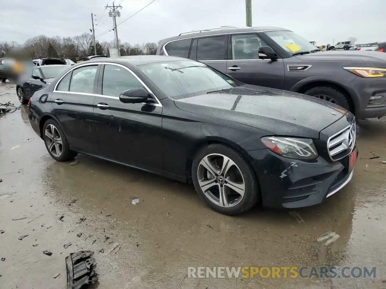 4 Photograph of a damaged car WDDZF4KB4KA631543 MERCEDES-BENZ E-CLASS 2019