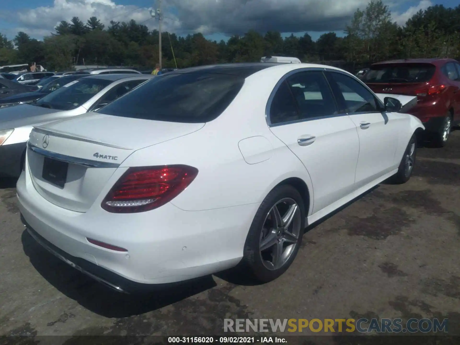 4 Photograph of a damaged car WDDZF4KB4KA692195 MERCEDES-BENZ E-CLASS 2019