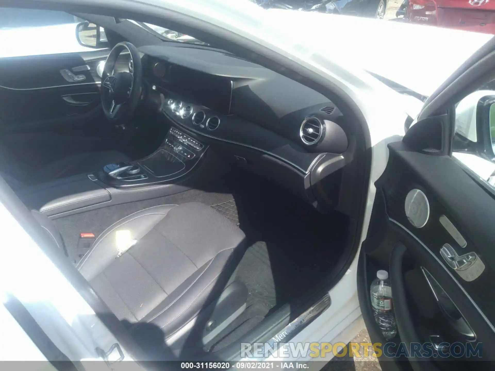 5 Photograph of a damaged car WDDZF4KB4KA692195 MERCEDES-BENZ E-CLASS 2019