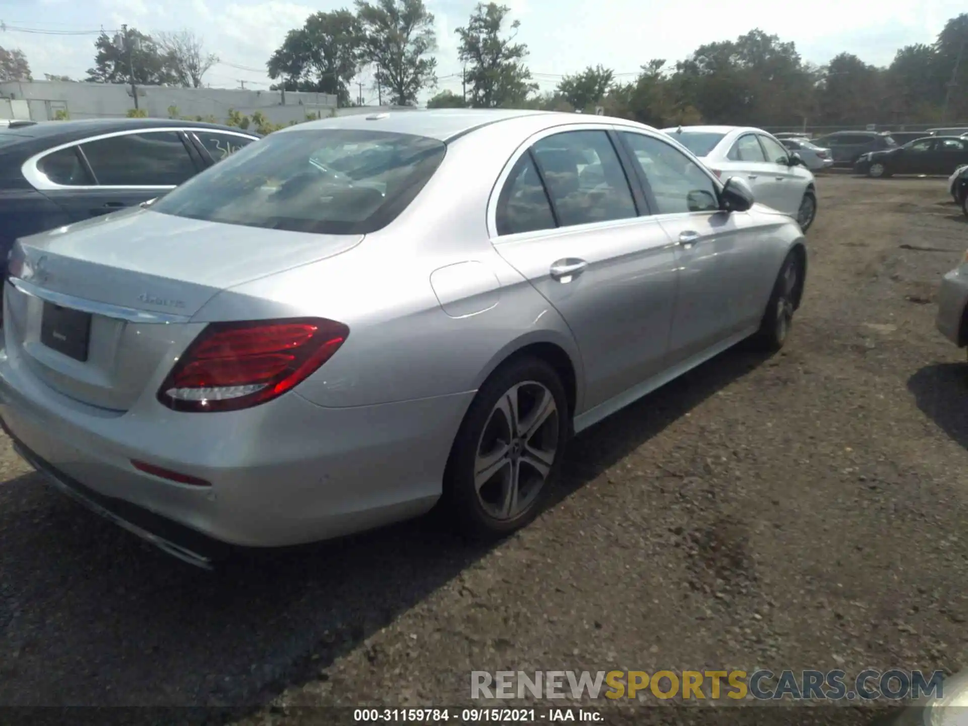 4 Photograph of a damaged car WDDZF4KB5KA500881 MERCEDES-BENZ E-CLASS 2019