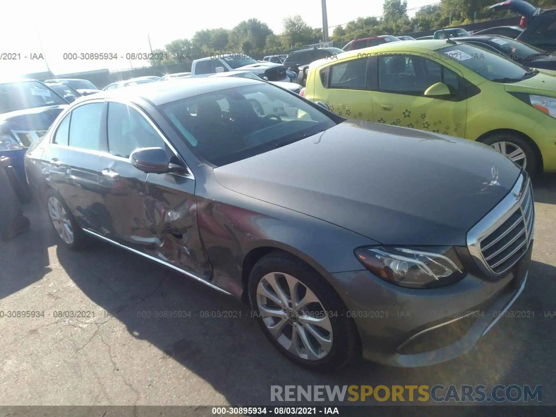 1 Photograph of a damaged car WDDZF4KB5KA525862 MERCEDES-BENZ E-CLASS 2019