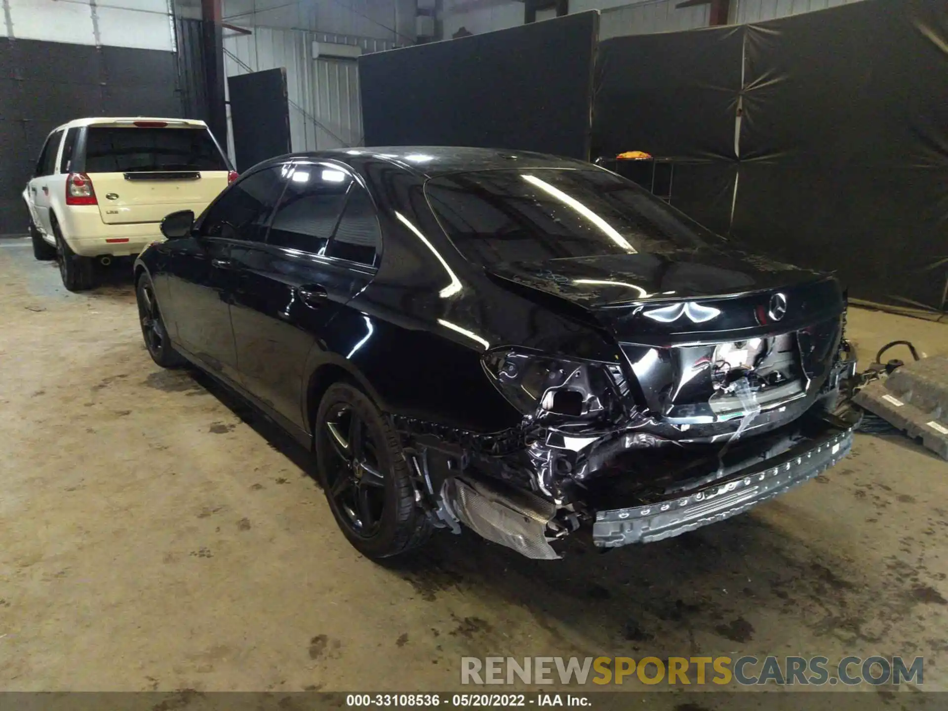 3 Photograph of a damaged car WDDZF4KB5KA585446 MERCEDES-BENZ E-CLASS 2019