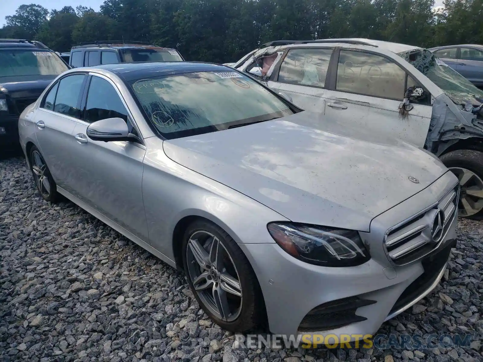 1 Photograph of a damaged car WDDZF4KB5KA601922 MERCEDES-BENZ E-CLASS 2019