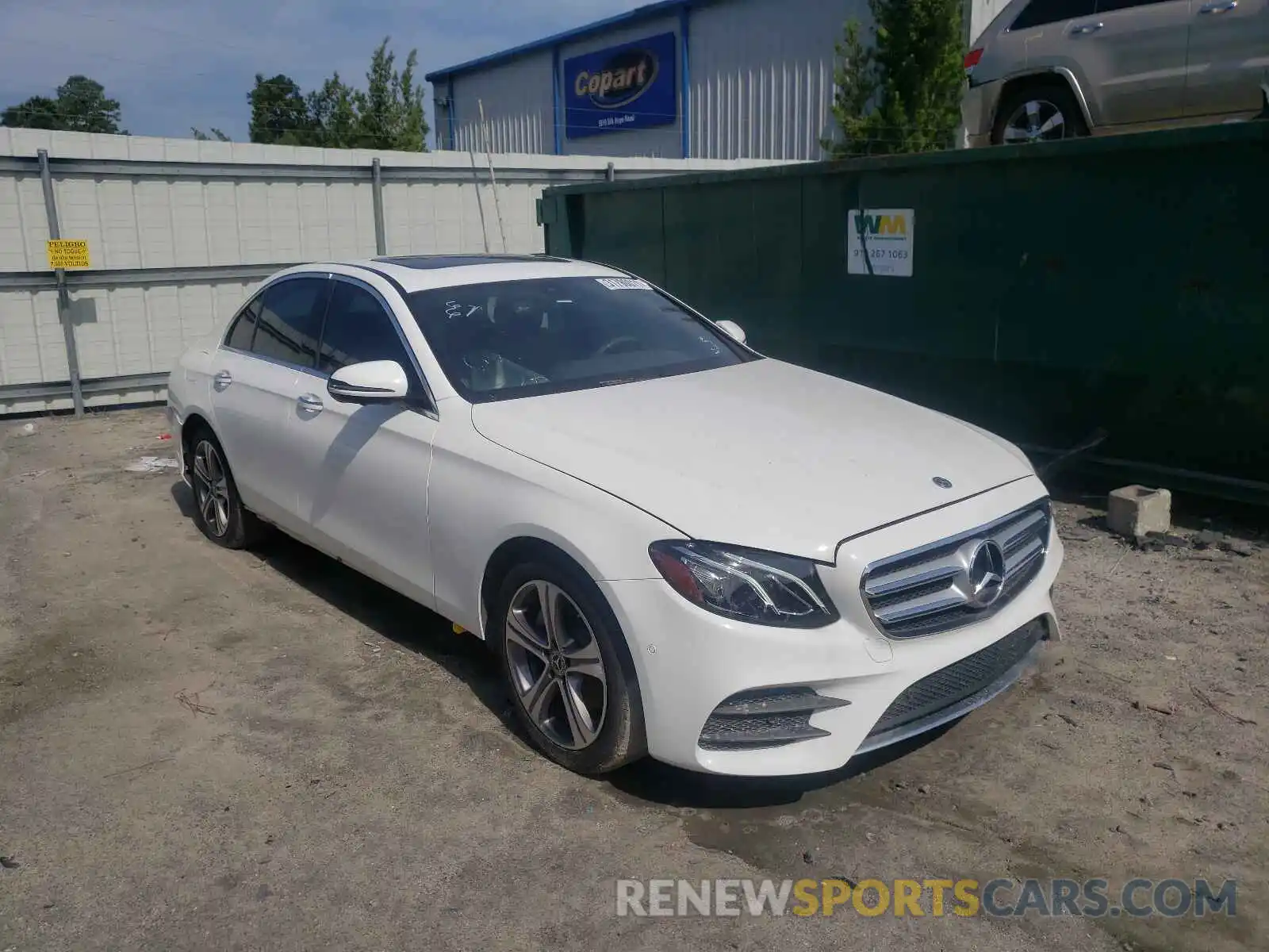 1 Photograph of a damaged car WDDZF4KB5KA615688 MERCEDES-BENZ E CLASS 2019