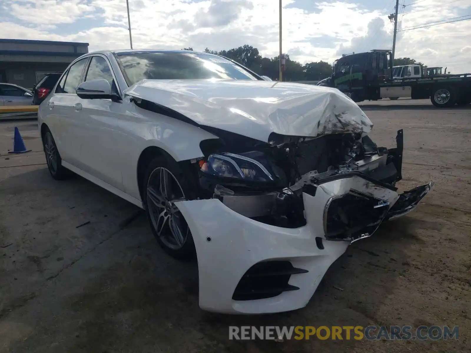 1 Photograph of a damaged car WDDZF4KB5KA665331 MERCEDES-BENZ E-CLASS 2019