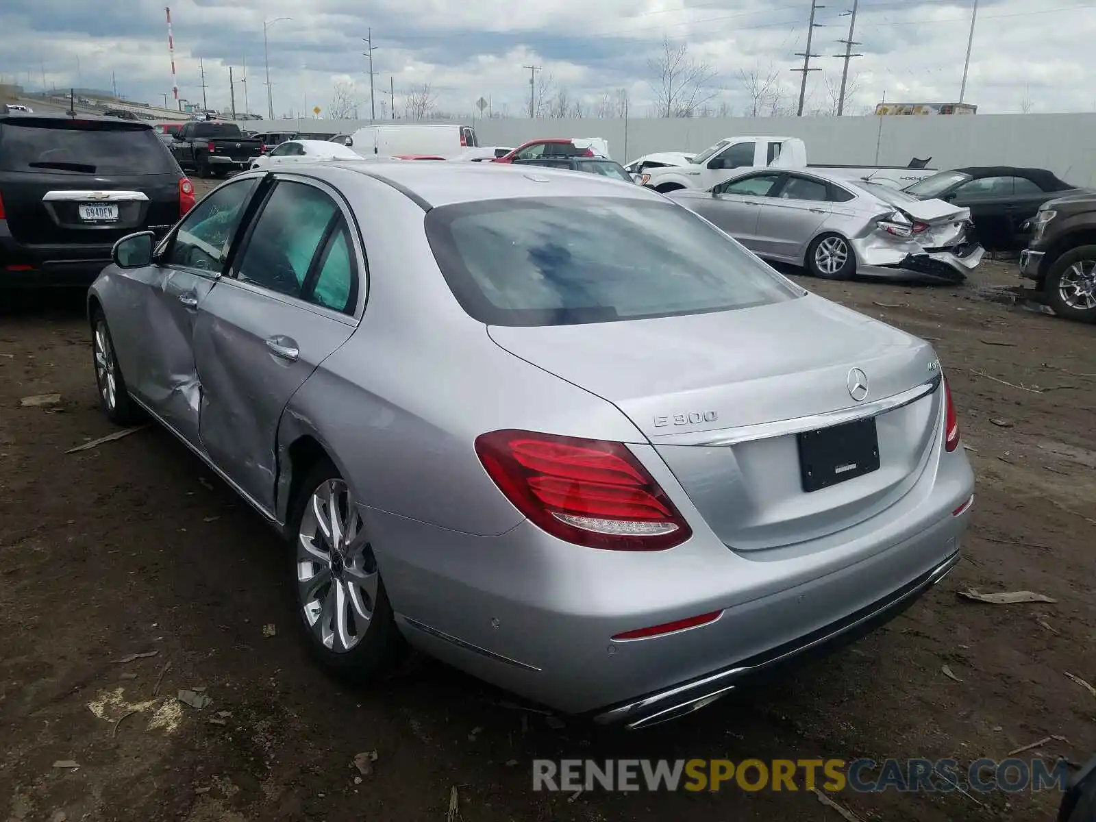 3 Photograph of a damaged car WDDZF4KB6KA531024 MERCEDES-BENZ E CLASS 2019