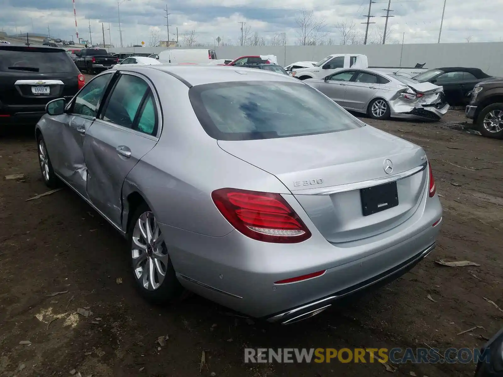 9 Photograph of a damaged car WDDZF4KB6KA531024 MERCEDES-BENZ E CLASS 2019