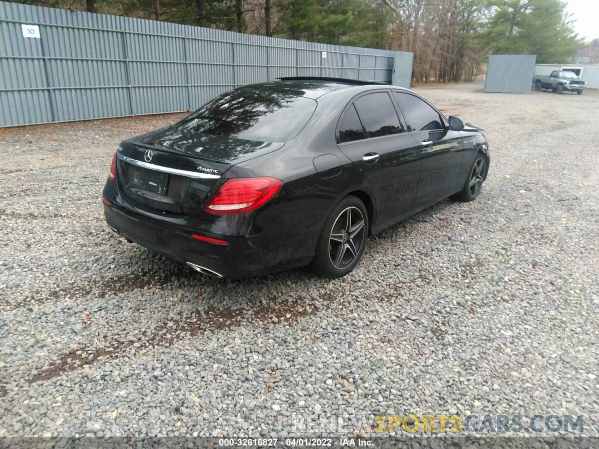 4 Photograph of a damaged car WDDZF4KB6KA567943 MERCEDES-BENZ E-CLASS 2019