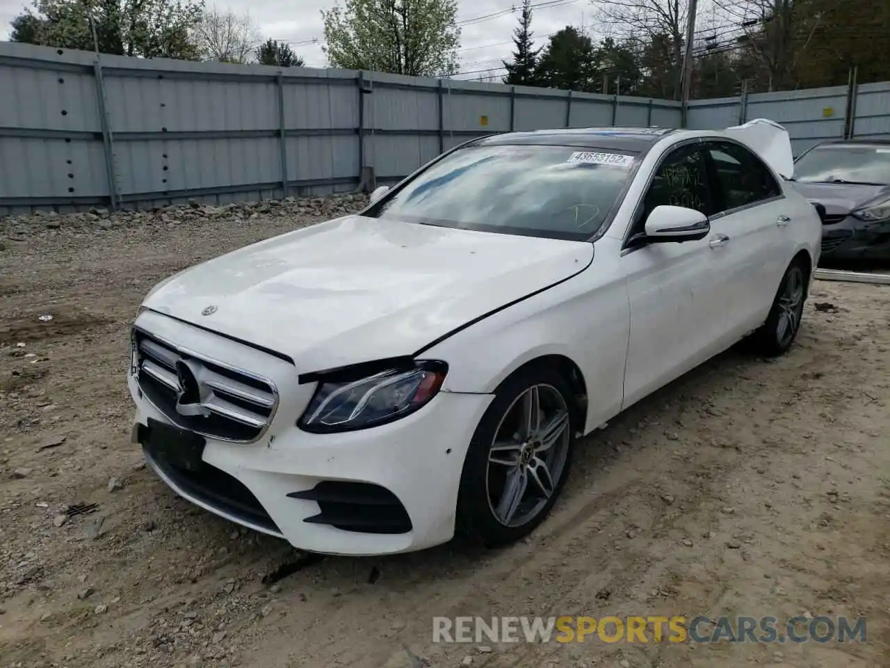 2 Photograph of a damaged car WDDZF4KB6KA579879 MERCEDES-BENZ E-CLASS 2019