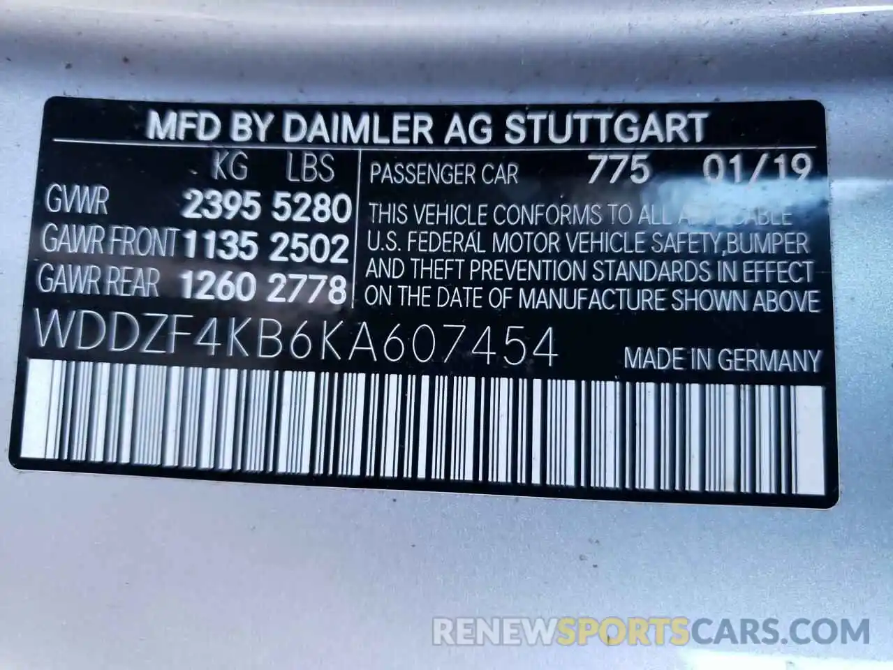 10 Photograph of a damaged car WDDZF4KB6KA607454 MERCEDES-BENZ E-CLASS 2019