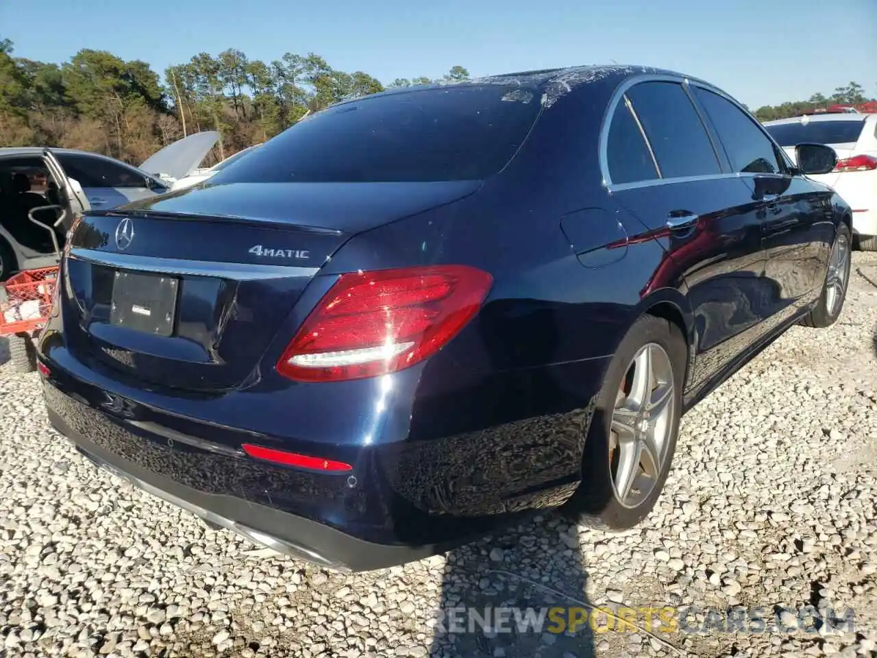 4 Photograph of a damaged car WDDZF4KB6KA628692 MERCEDES-BENZ E-CLASS 2019