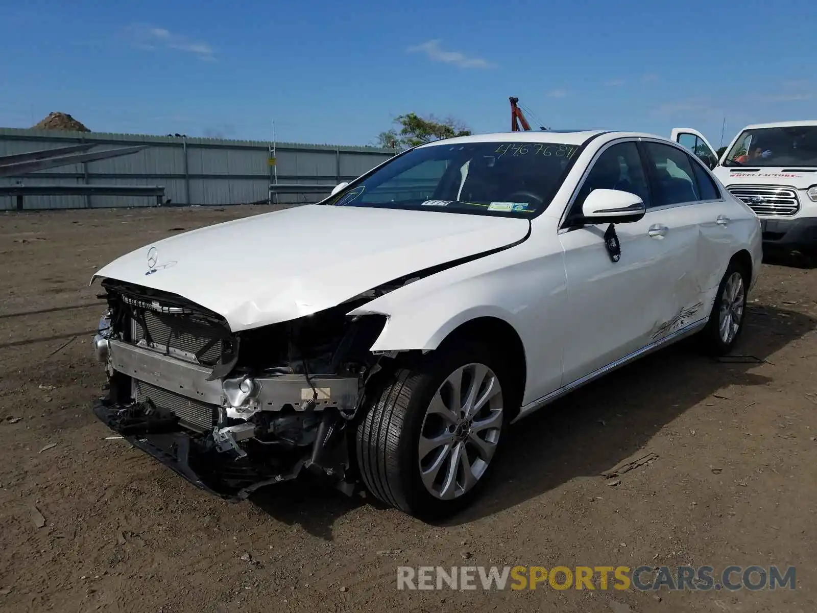 2 Photograph of a damaged car WDDZF4KB6KA662437 MERCEDES-BENZ E CLASS 2019