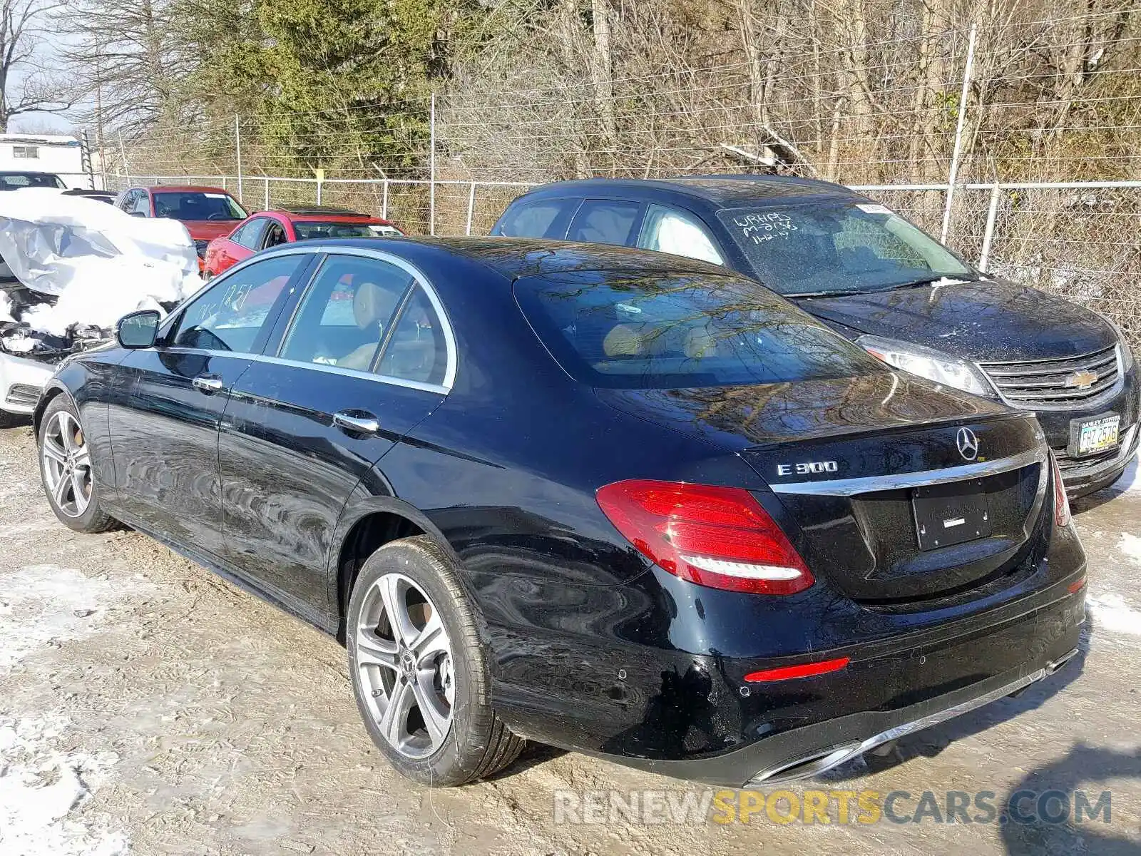 3 Photograph of a damaged car WDDZF4KB6KA670117 MERCEDES-BENZ E CLASS 2019