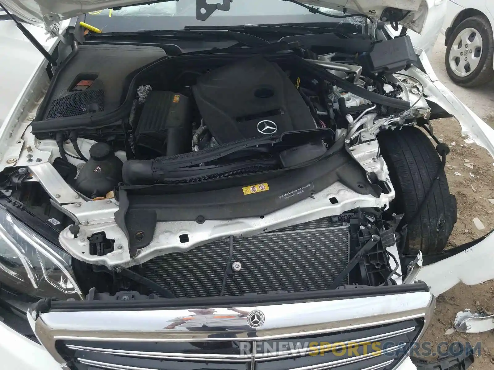 7 Photograph of a damaged car WDDZF4KB7KA515236 MERCEDES-BENZ E CLASS 2019