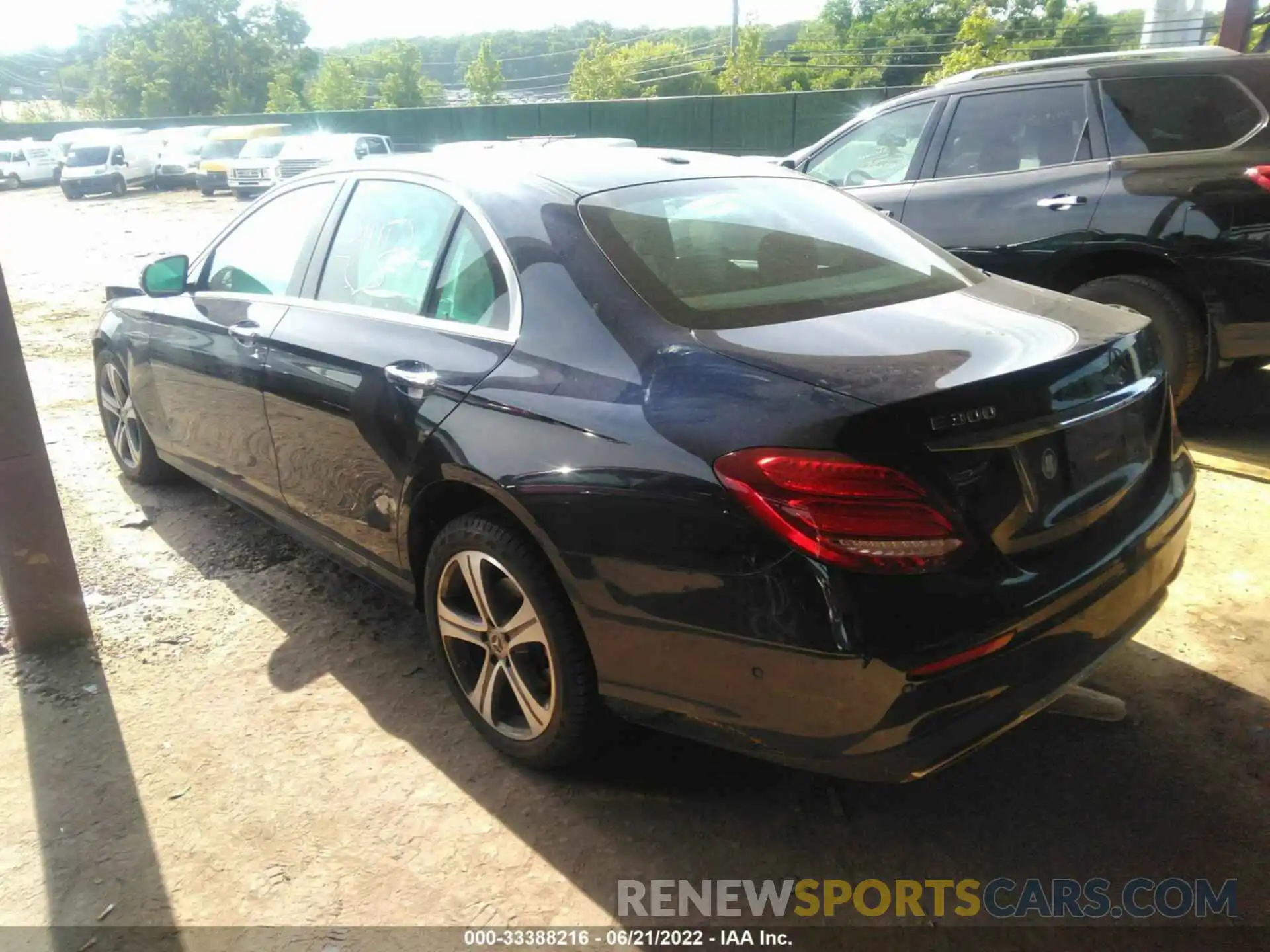 3 Photograph of a damaged car WDDZF4KB7KA557762 MERCEDES-BENZ E-CLASS 2019