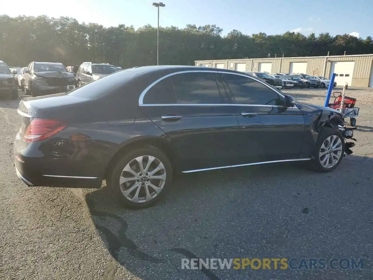 3 Photograph of a damaged car WDDZF4KB7KA594424 MERCEDES-BENZ E-CLASS 2019